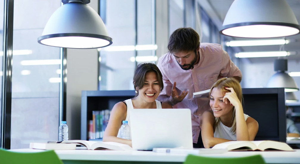 Inteligencia Artificial hecha en Colombia: empresas y creadores que están marcando la diferencia